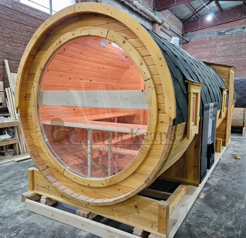 Баня-бочка «Орео» с боковым входом и панорамным окном